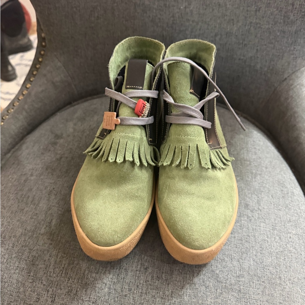Stylish Green Suede Platform Boots